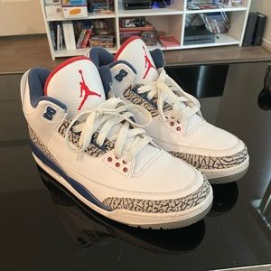 Jordan 3 True Blue